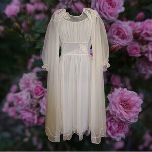 Vintage Shadowline White 1950's Two Piece Peignor Lingerie Set Size M